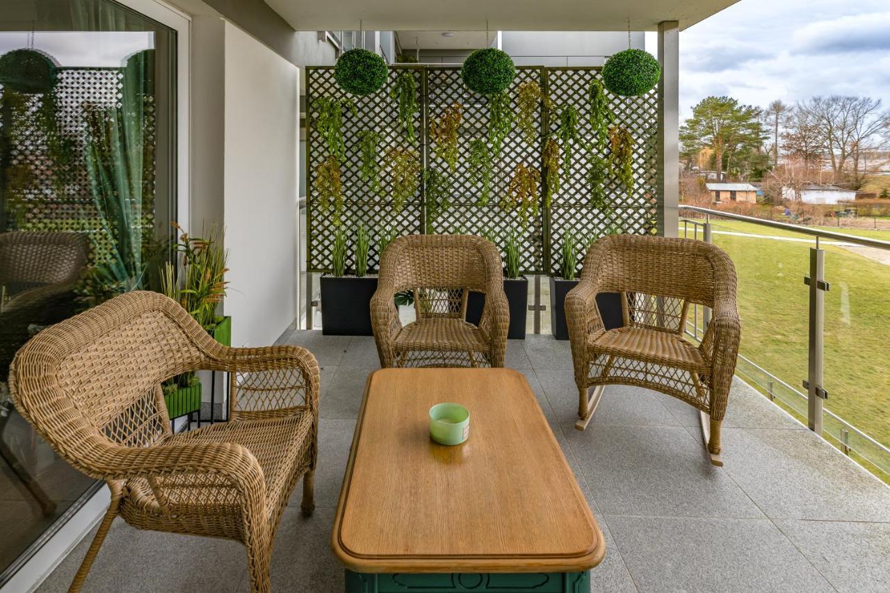 Zielony Apartament Pod Zaglami Zegrze Poludniowe Exterior photo